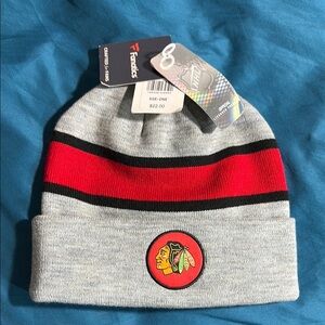 Fanatics Gray Beanie with Red and Black Stripes Blackhawks